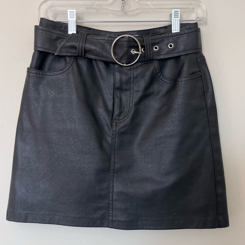 BERSHKA // Belted Faux Leather Mini Skirt - Size Small